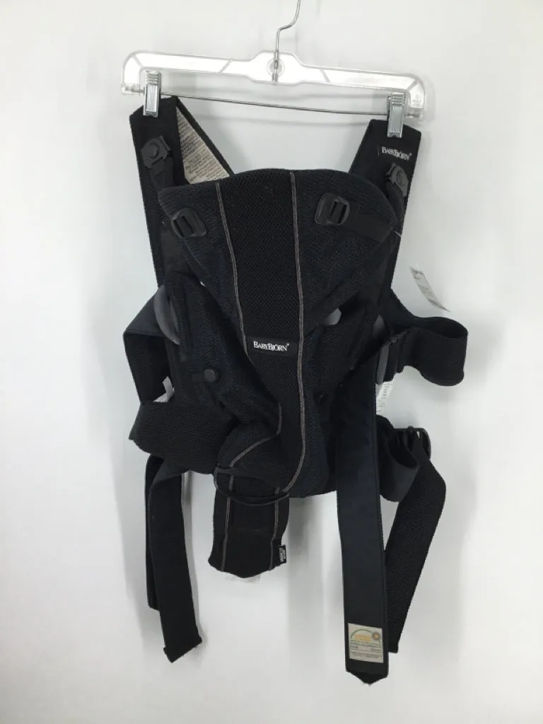 Baby Bjorn Mesh Carrier with lumbar support