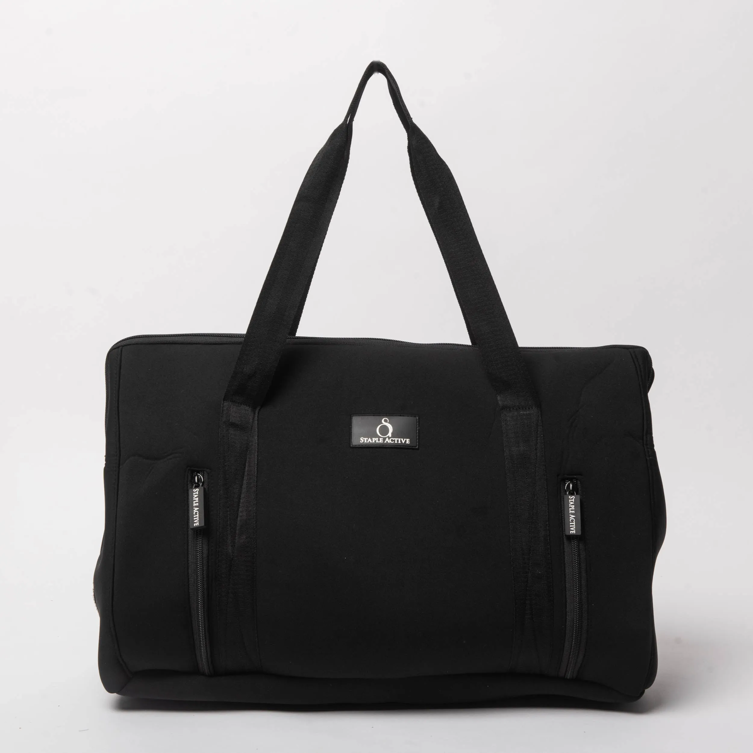 Captivate Gym Bag (Black)