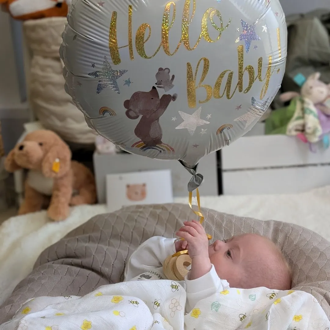 Congratulations Parents & 'Hello Baby' - Large Balloon Hamper