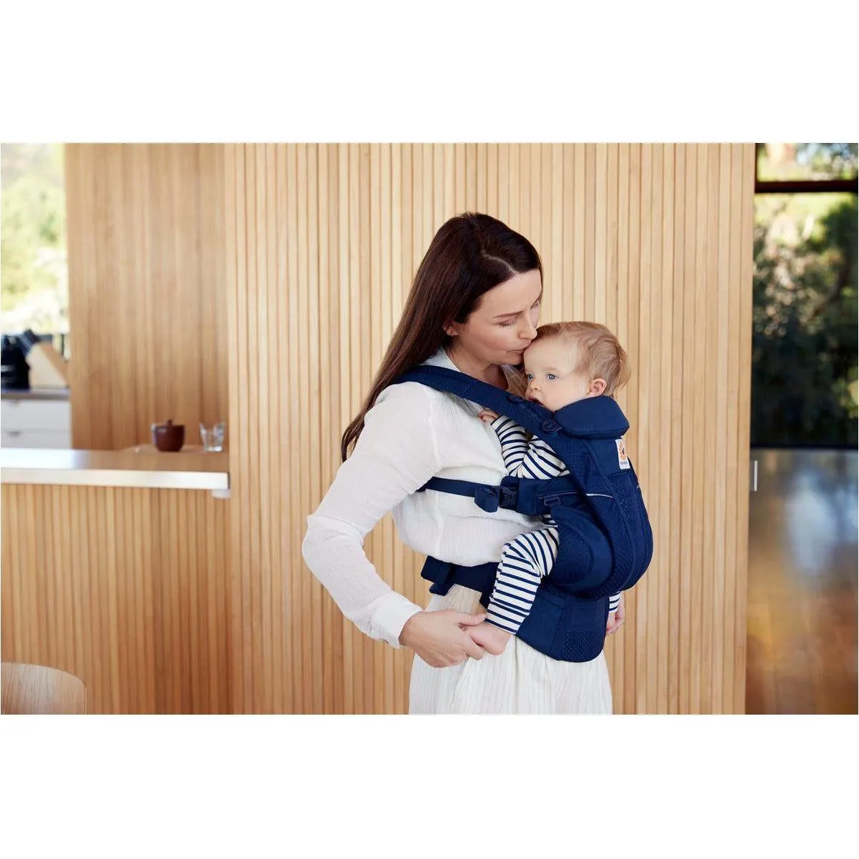 Ergobaby Omni Breeze Carrier - Midnight Blue