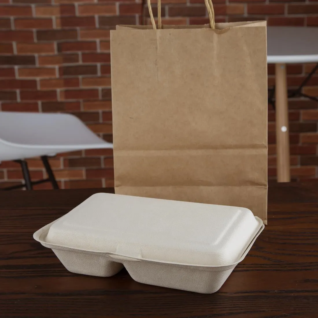 FC541 Fiesta Green Compostable Bagasse Two-Compartment Hinged Food Containers Natural Colour 253mm x200