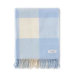 Grande Check Throw in Soft Blue