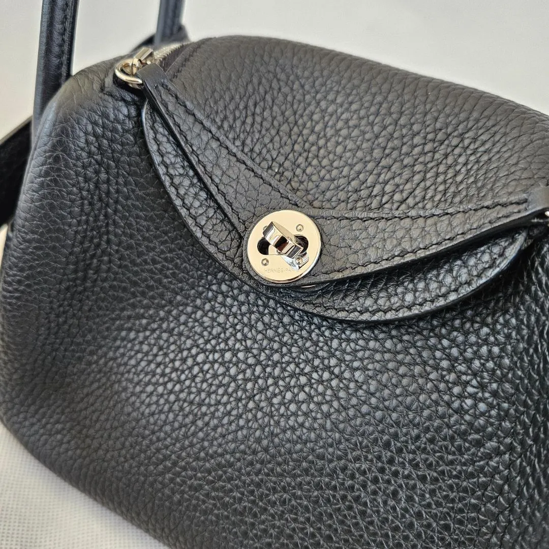 Hermès Black Clemence Leather Lindy Mini Shoulder Bag