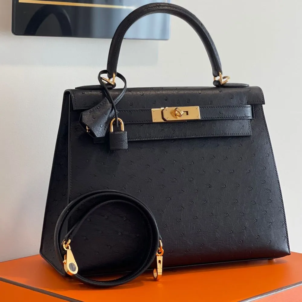 Hermès Kelly 28 Noir (Black) Sellier Ostrich Gold Hardware GHW