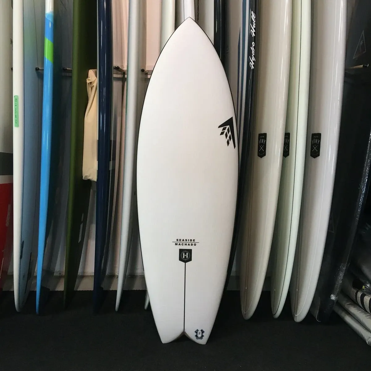 Machado Seaside 6'0 - Helium  Black - Futures