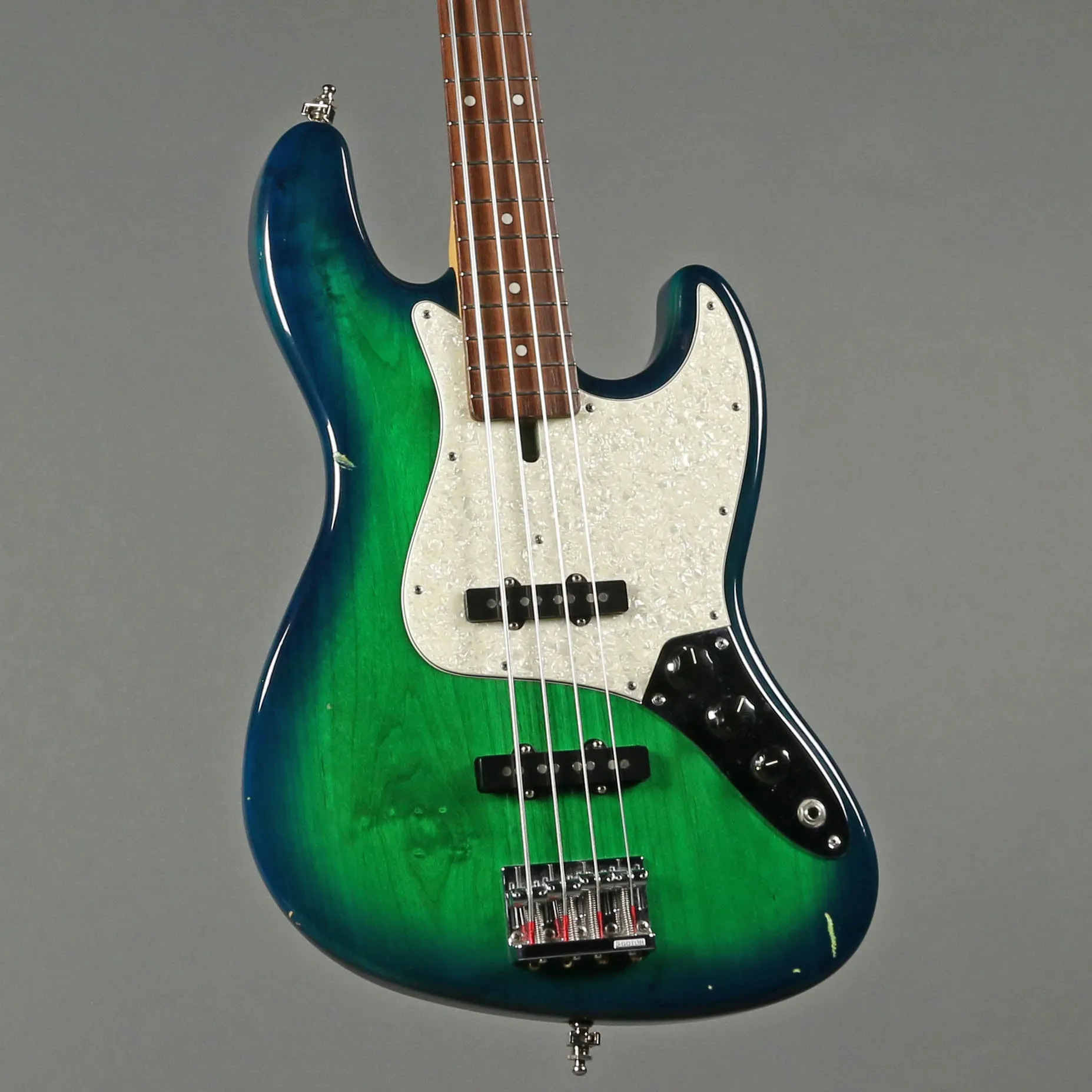 Mike Lull V4 Custom Bass