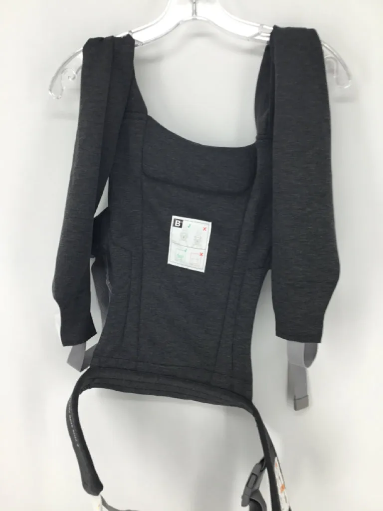 Momtory Gray Baby/Child Carrier