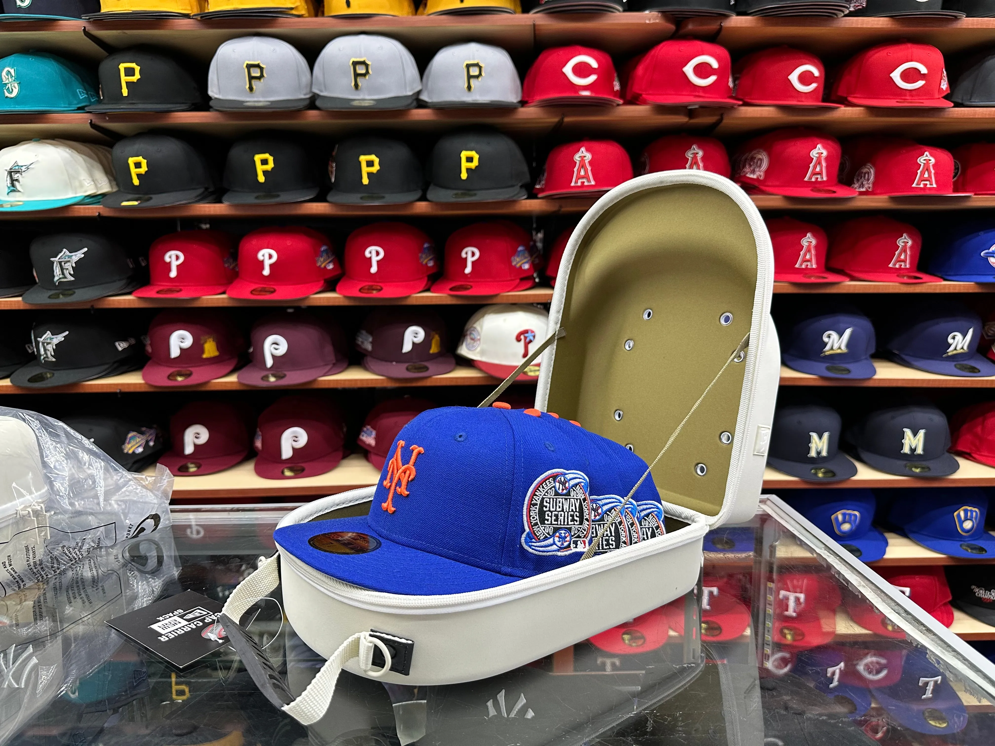 New York Mets 6 Pack Cap Carrier