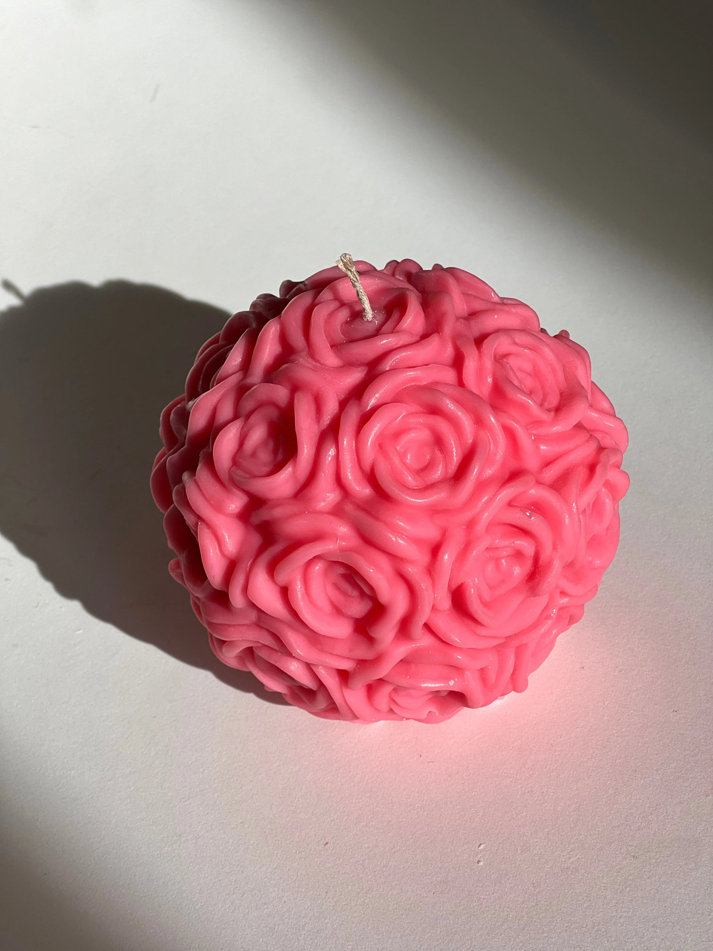 Rose soy candle, decorative candle, home decor, floral centerpiece, unique gift,handmade candle, sphere, romantic lighting, sculpted wax art