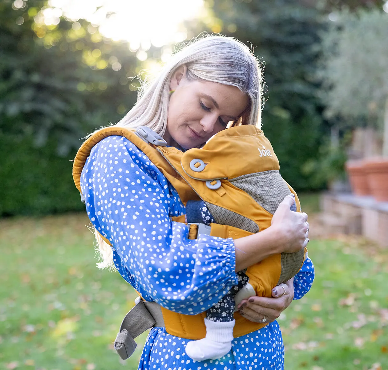 Savvy Baby Carrier - Butterscotch