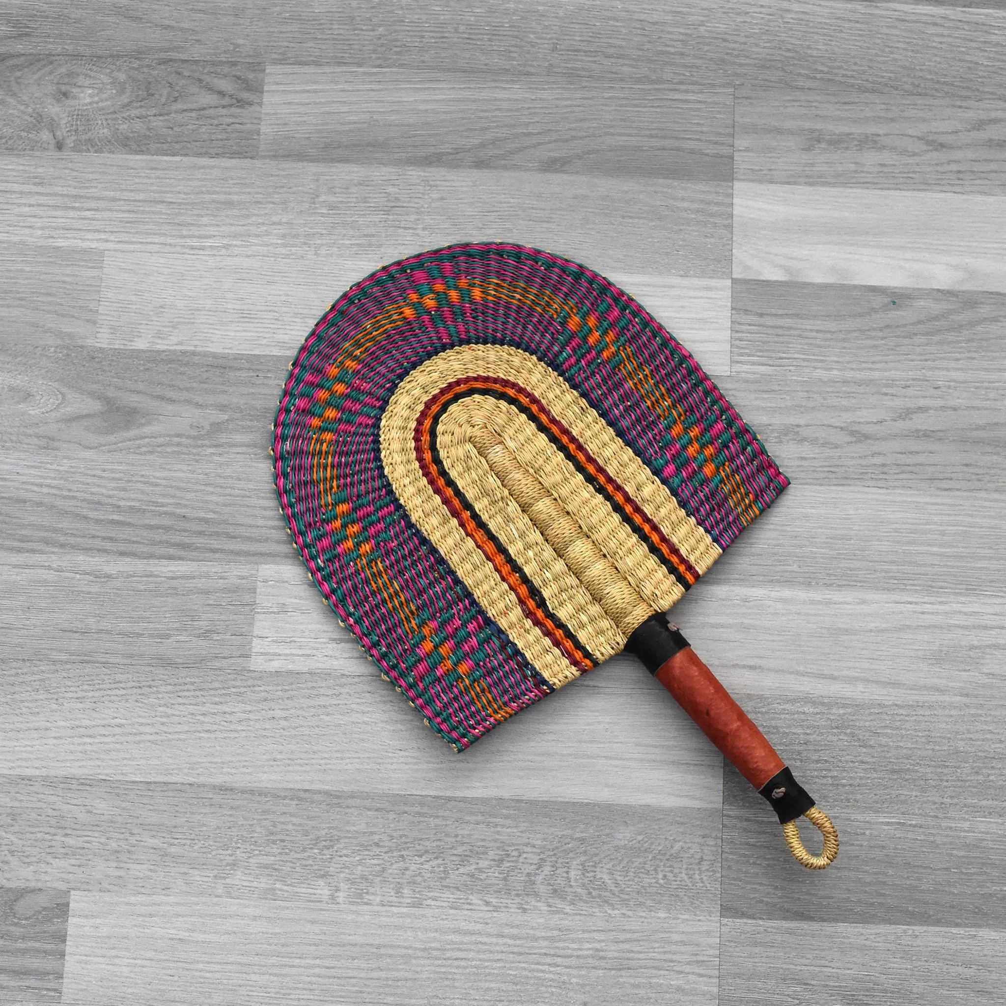 Straw Hand Fan, Bolga Fan - B001