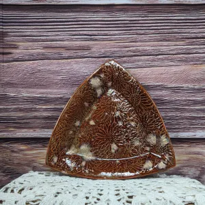 Sunflower triangle dish (7 inch)