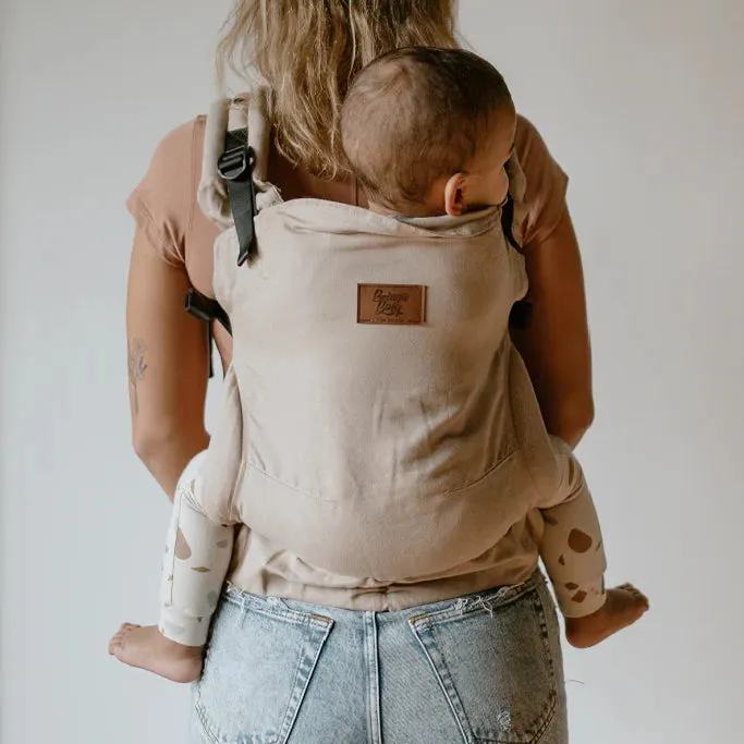 The Beluga Buckle Carrier (15-50 lbs)- Sand