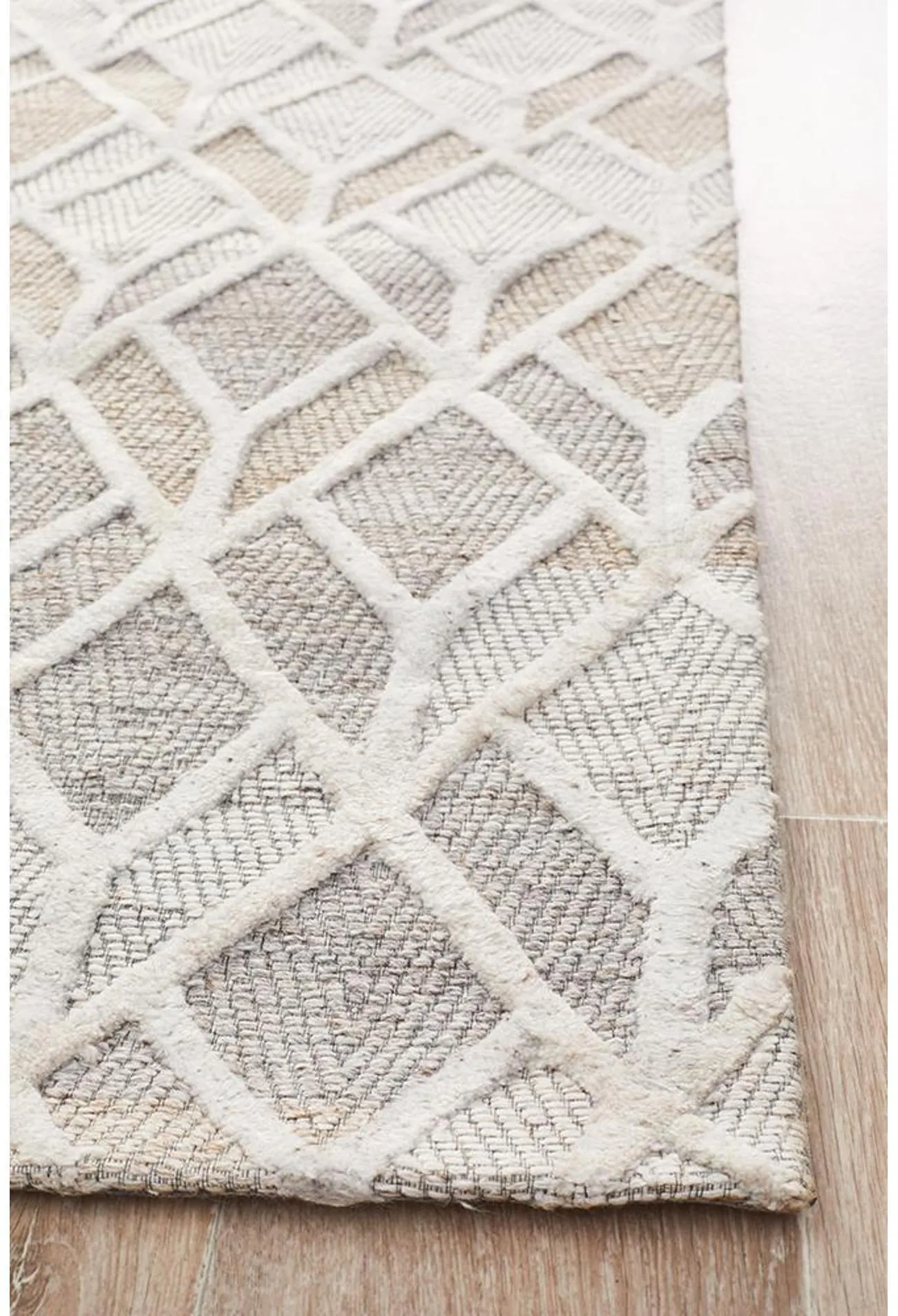 Vicenza Winter Sand Hills Modern Rug